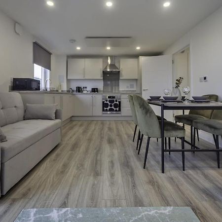Modern And Bright 2 Bed Apartment In Ashford Ashford  Exteriér fotografie