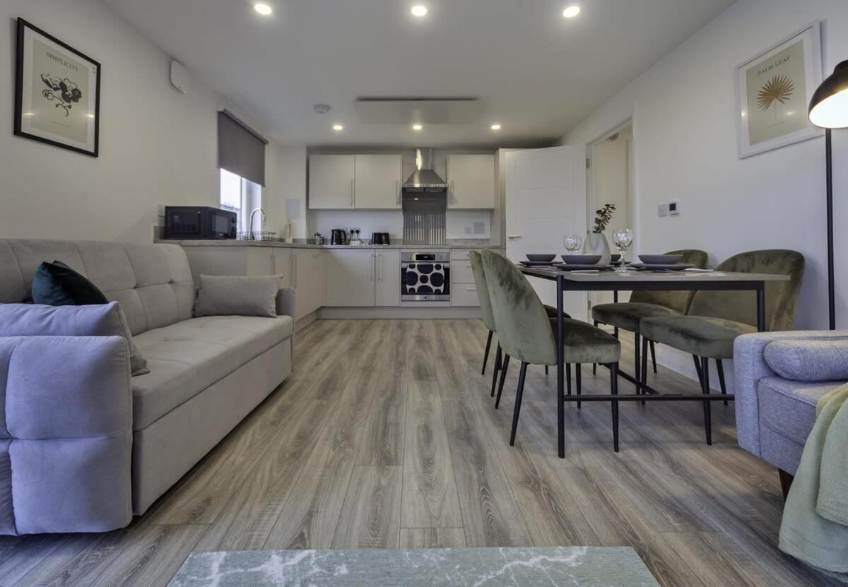 Modern And Bright 2 Bed Apartment In Ashford Ashford  Exteriér fotografie